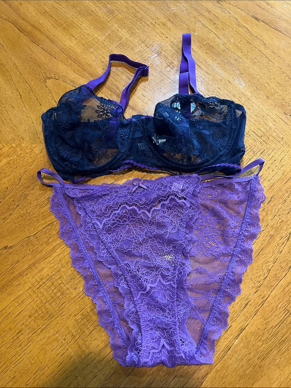 Simone Perele Bra size 36-38 D & Victoria’s Secret String Bikini Panty size L